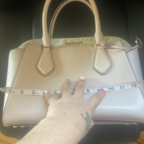 Michael Kors blush pink bag - Picture 13 of 14